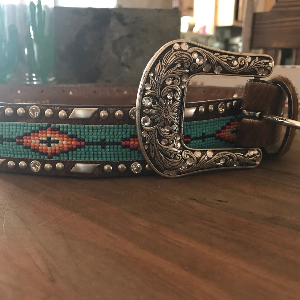 Ariat beaded belt